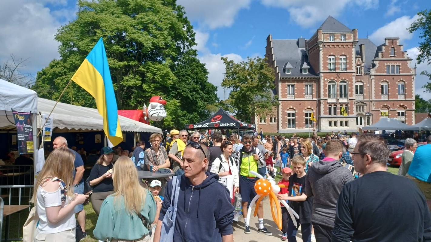 Editie 2024  11 - Reuze Rommelmarkt met Boeken-, Vinyl- en CD‑Beurs in Humelgem 